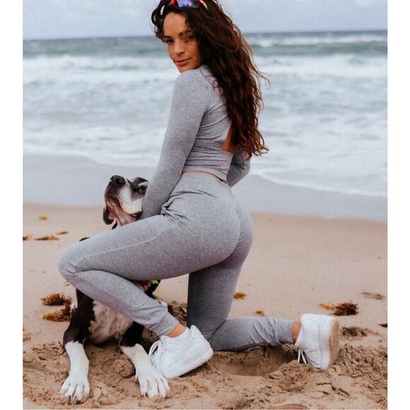 Celestial Bodiez NWT Power Joggers in 'Smoke Gray' Size Small - Picture 7 of 9